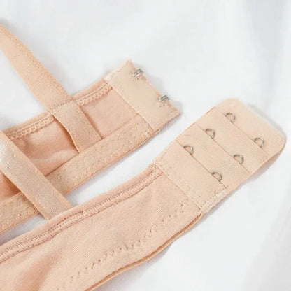 Deep V Contour Bra Sheyln