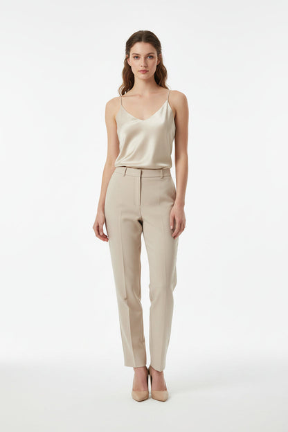 V-Neck Slim Cami Sheyln